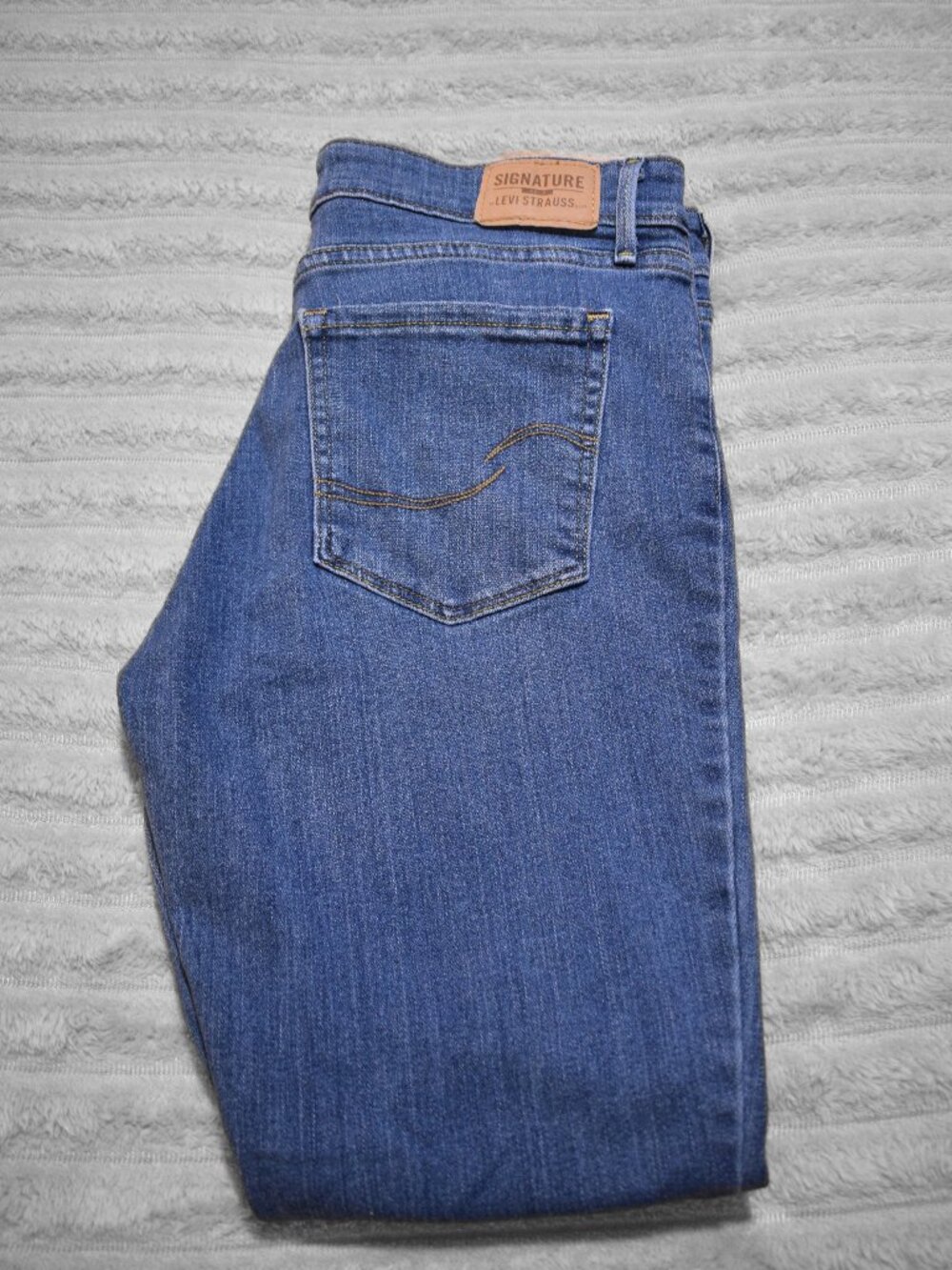 Levi Strauss Midrise Skinny 10 or 30x30